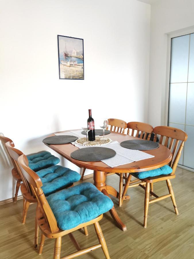צזריקה Apartmani Gabi מראה חיצוני תמונה