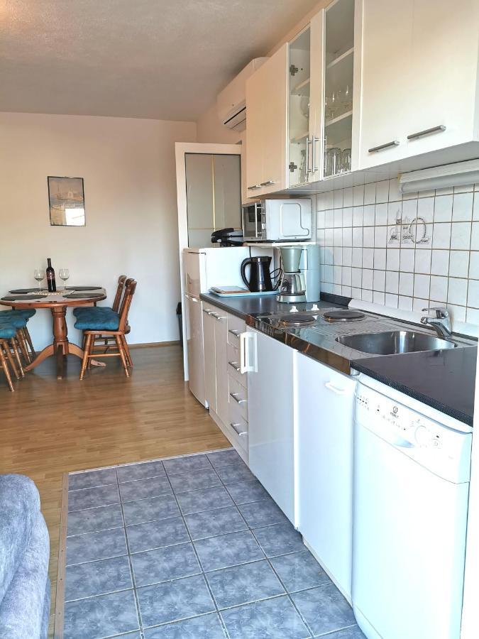 צזריקה Apartmani Gabi מראה חיצוני תמונה