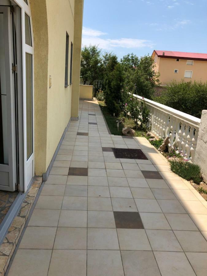 צזריקה Apartmani Gabi מראה חיצוני תמונה