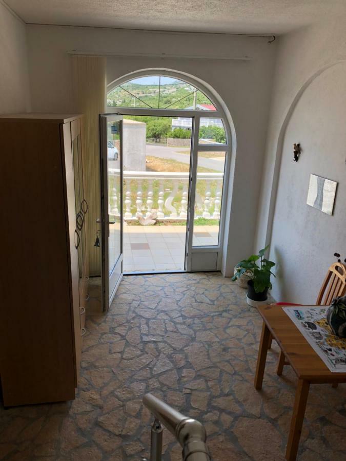 צזריקה Apartmani Gabi מראה חיצוני תמונה